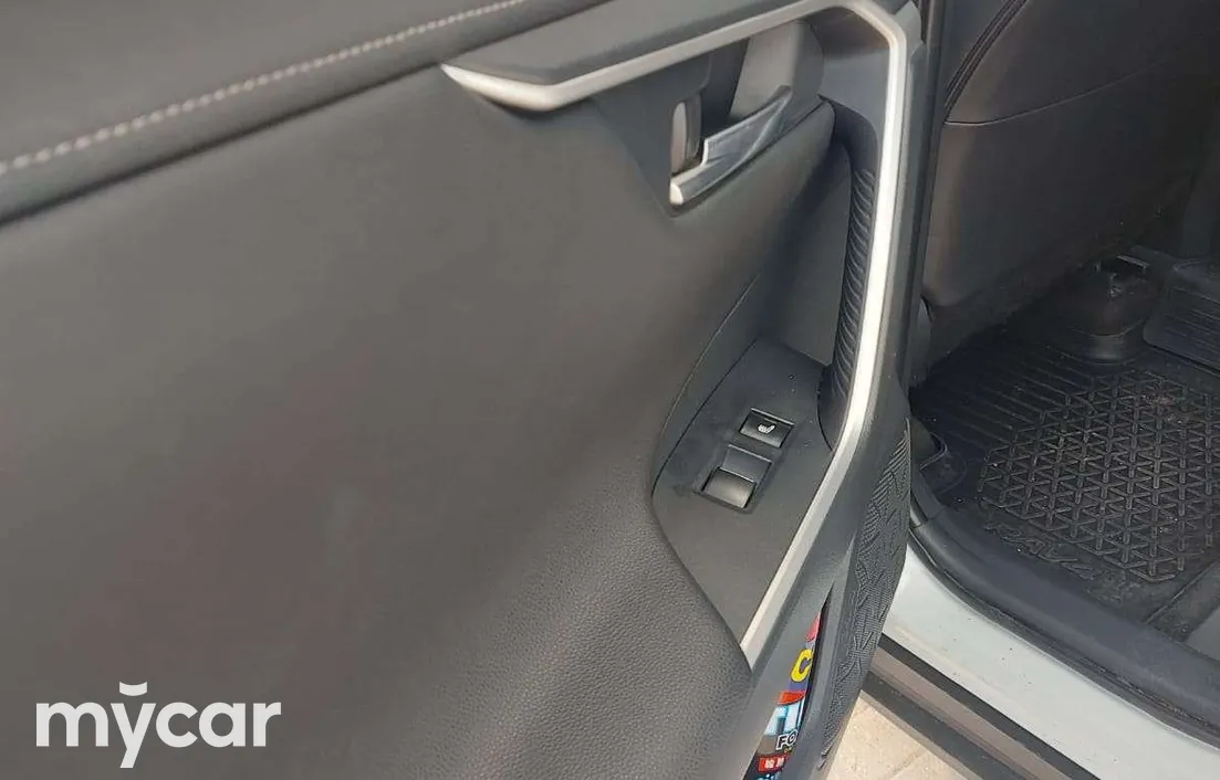 Toyota RAV4 2019