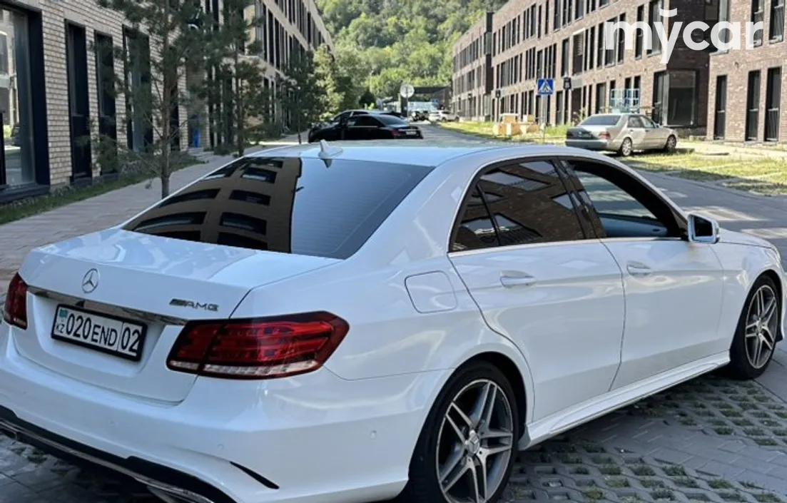 Mercedes-Benz E-Класс 2014