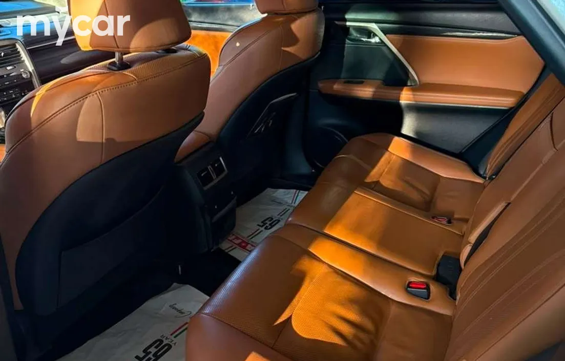 Lexus RX 2020