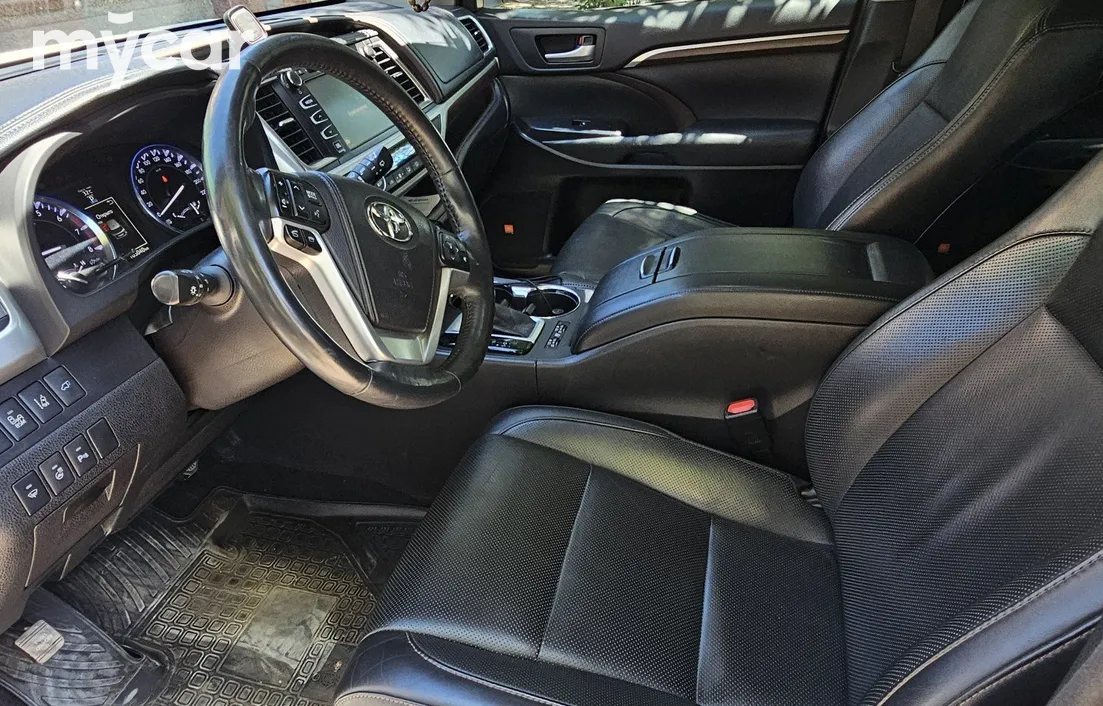 Toyota Highlander 2015