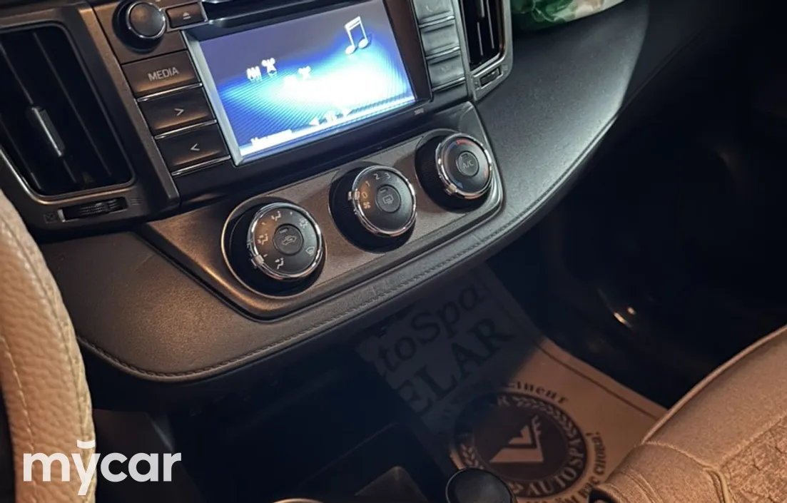 Toyota RAV4 2014