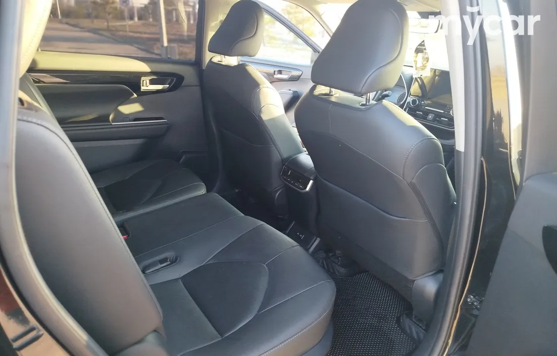 Toyota Highlander 2023