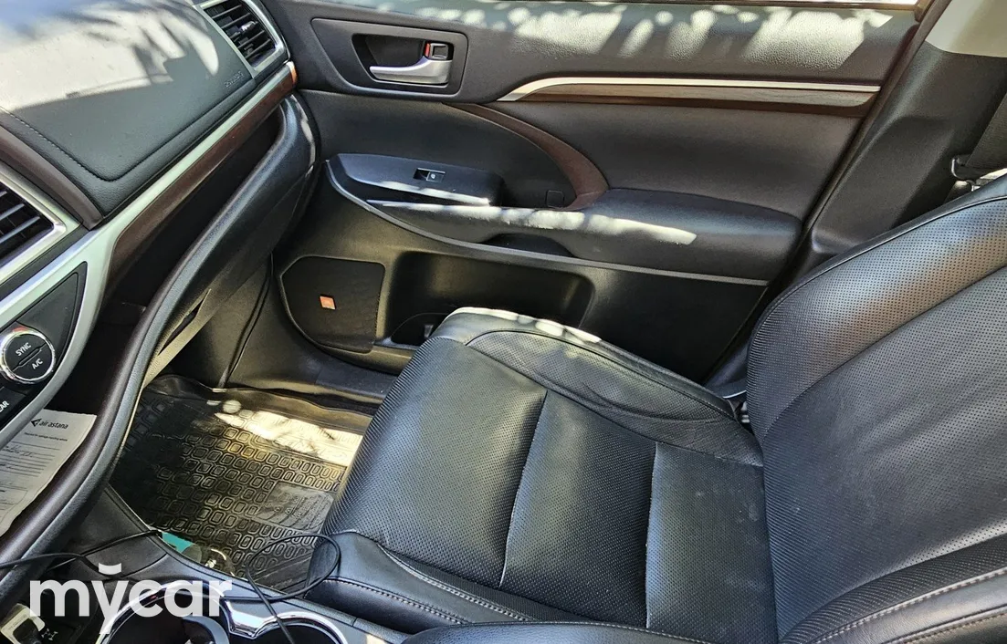 Toyota Highlander 2015