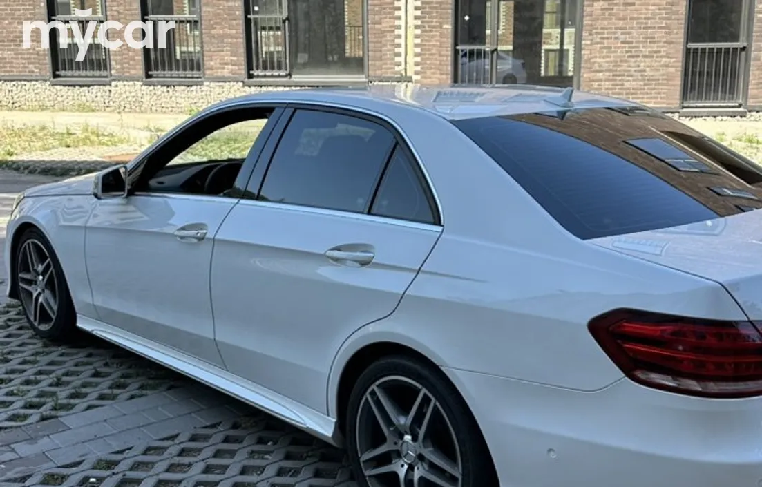 Mercedes-Benz E-Класс 2014