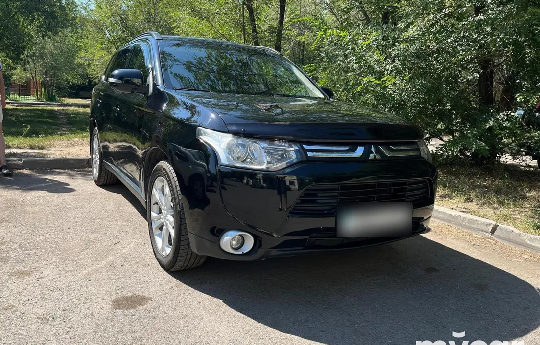 Mitsubishi Outlander 2013