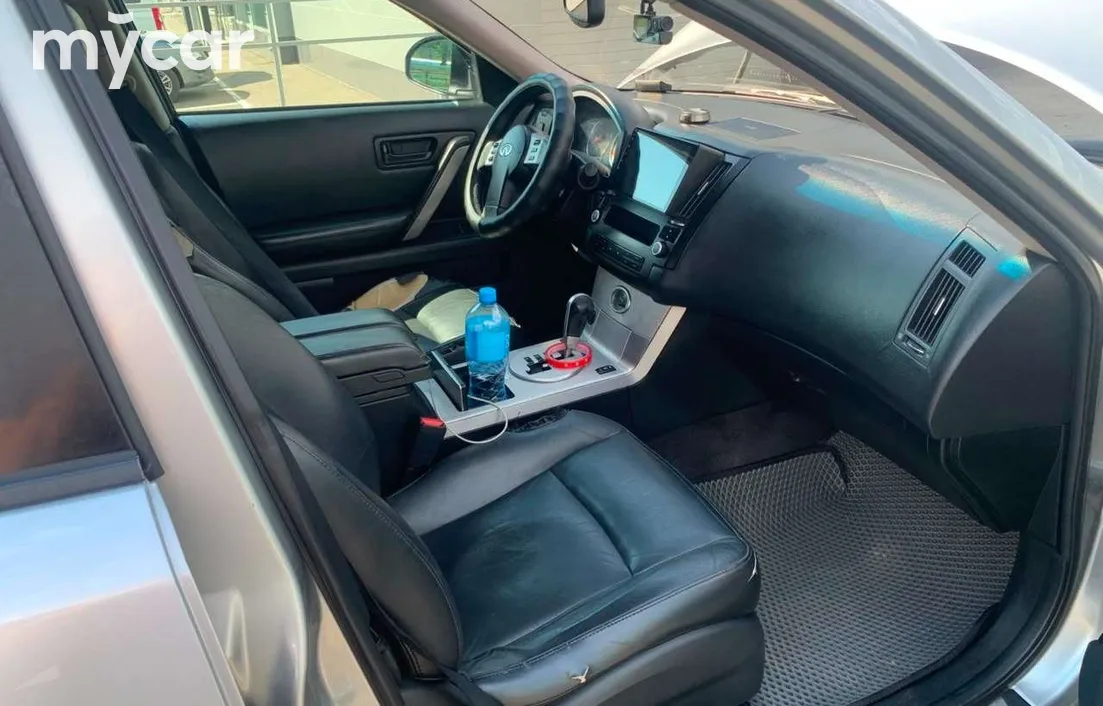 Infiniti FX 2003
