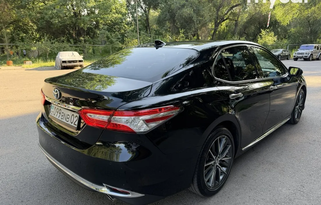 Toyota Camry 2023