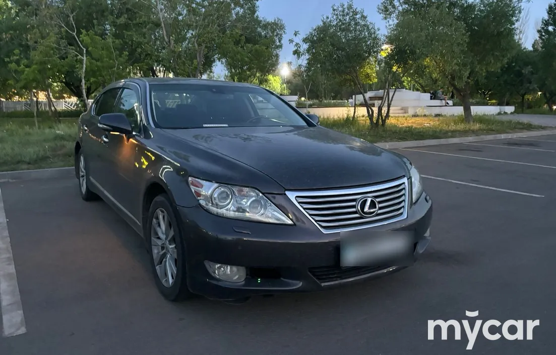 Lexus LS 2009