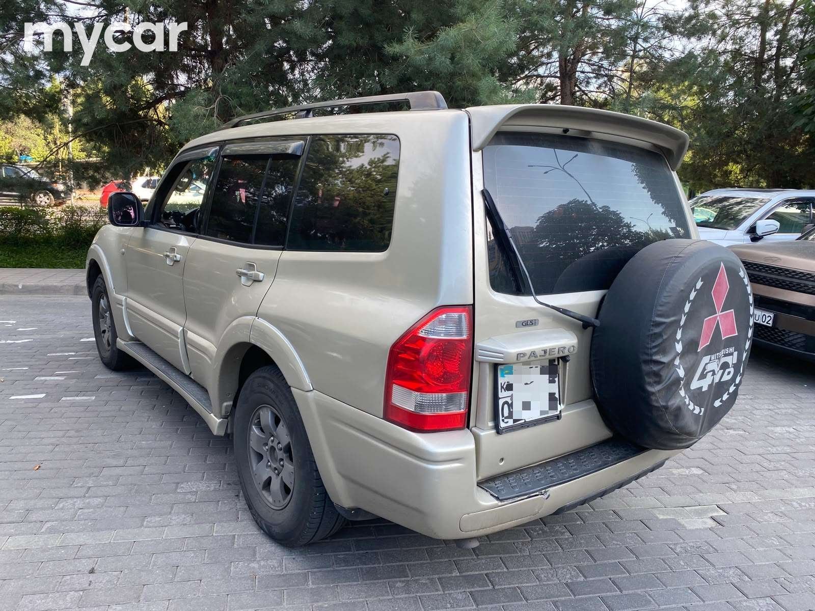 Mitsubishi Pajero 2006