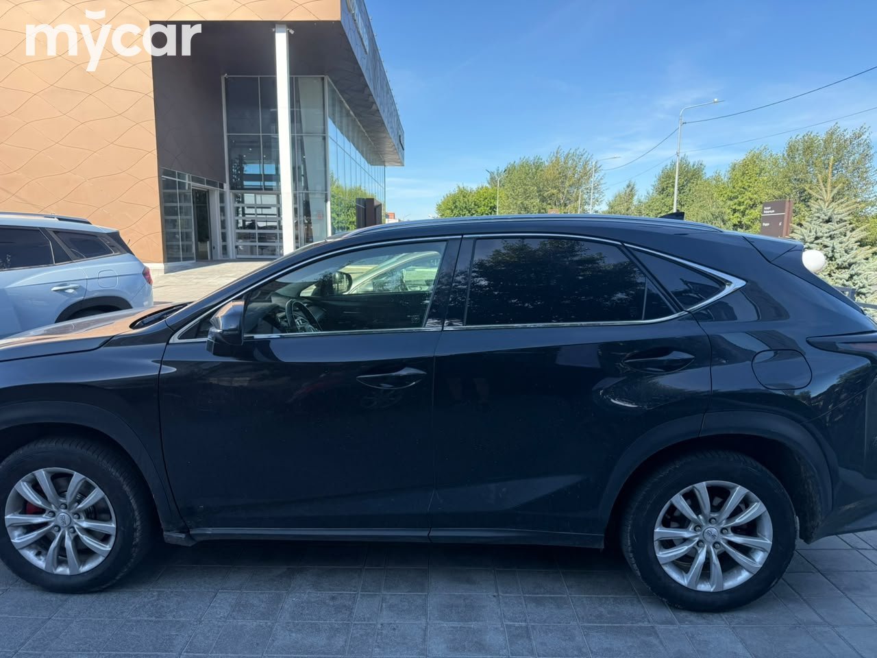 Lexus NX 2018