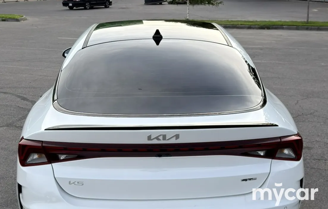 Kia K5 2023