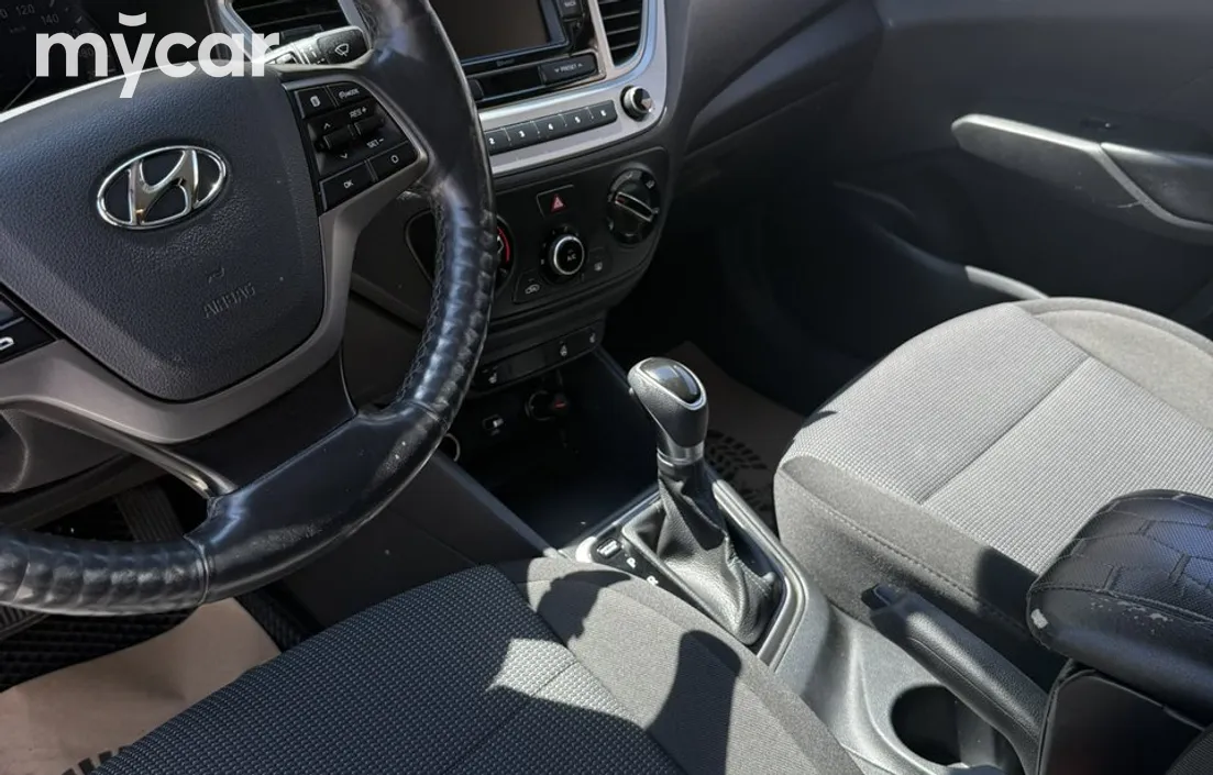 Hyundai Accent 2019