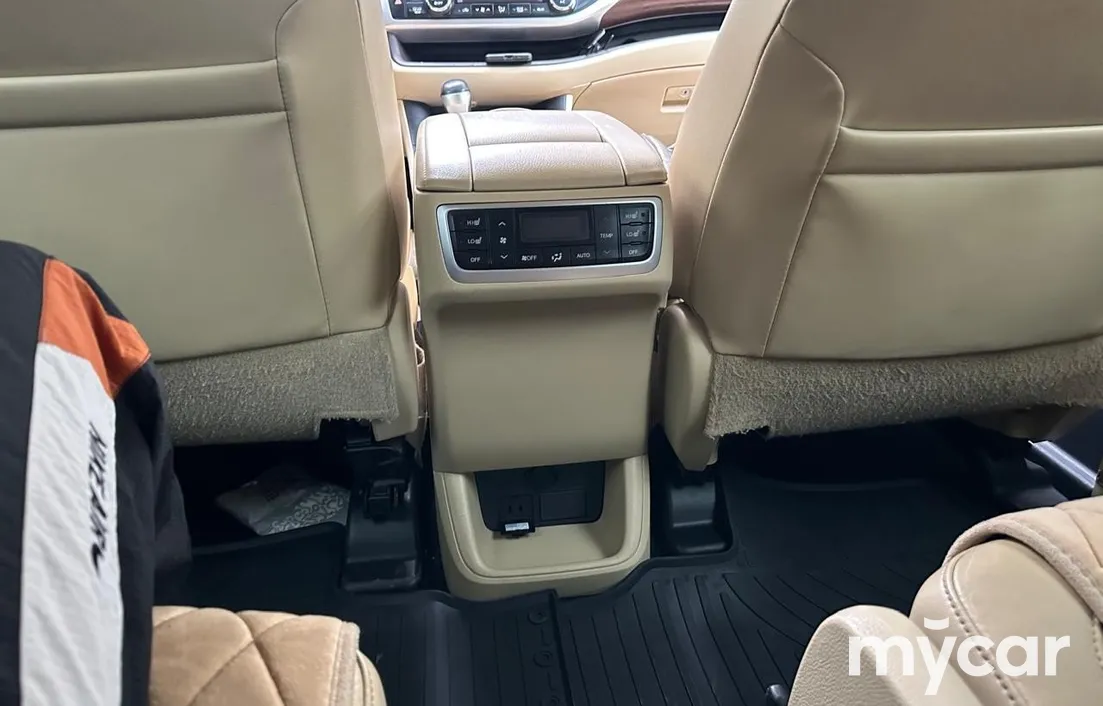 Toyota Highlander 2016