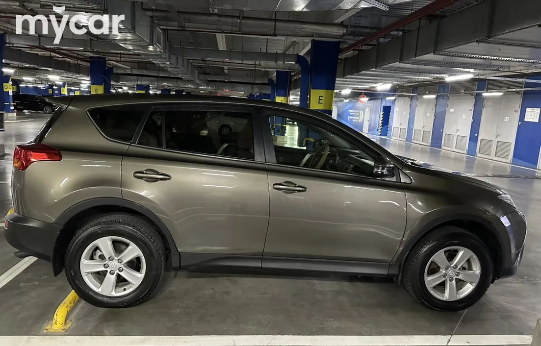 Toyota RAV4 2014
