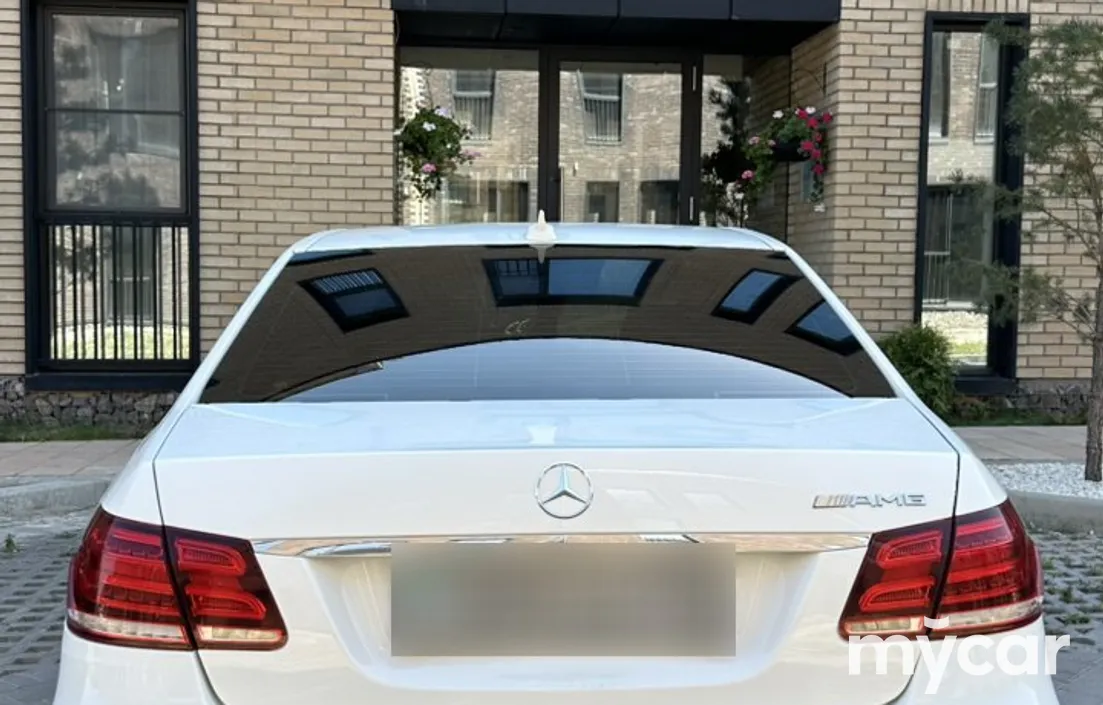 Mercedes-Benz E-Класс 2014