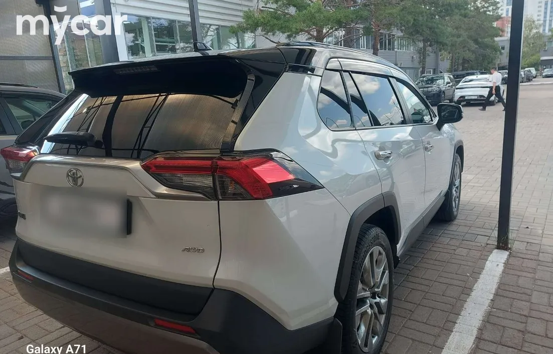 Toyota RAV4 2019