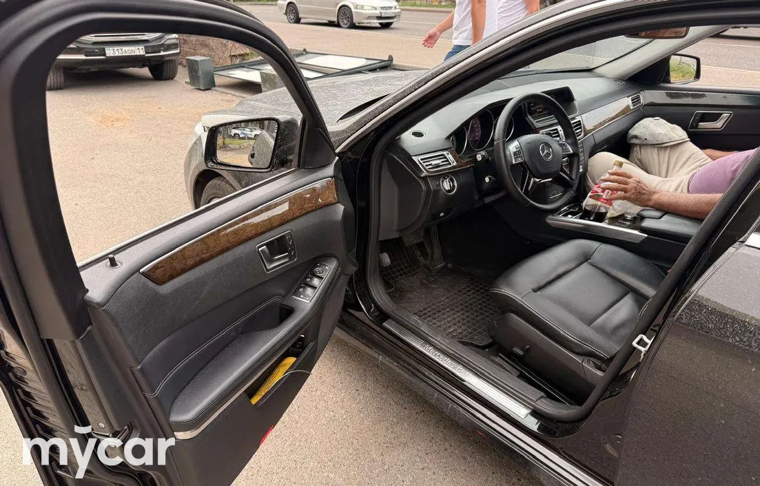 Mercedes-Benz E-Класс 2014