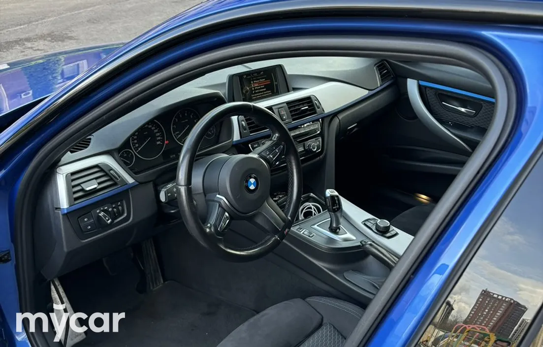 BMW 3 серия 2017
