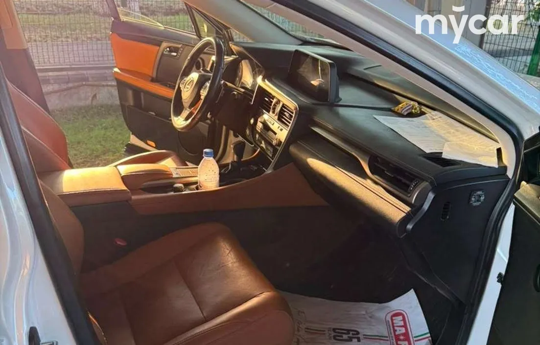 Lexus RX 2020