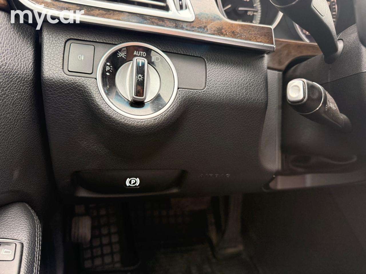 Mercedes-Benz E-Класс 2014