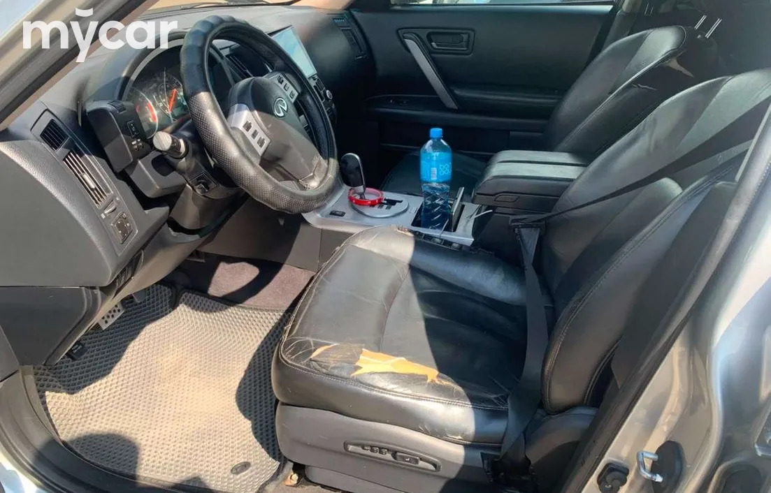 Infiniti FX 2003