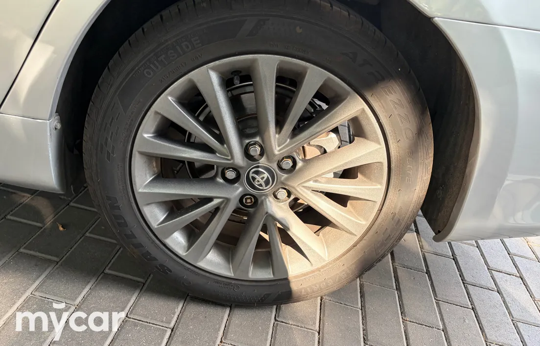 Toyota Camry 2015