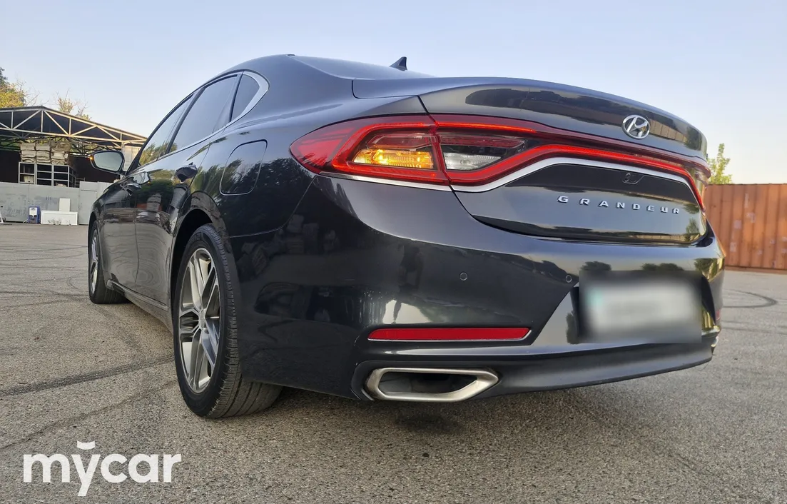 Hyundai Grandeur 2017