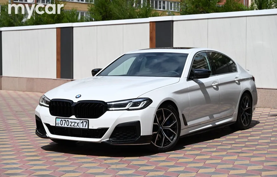 BMW 5 серия 2022