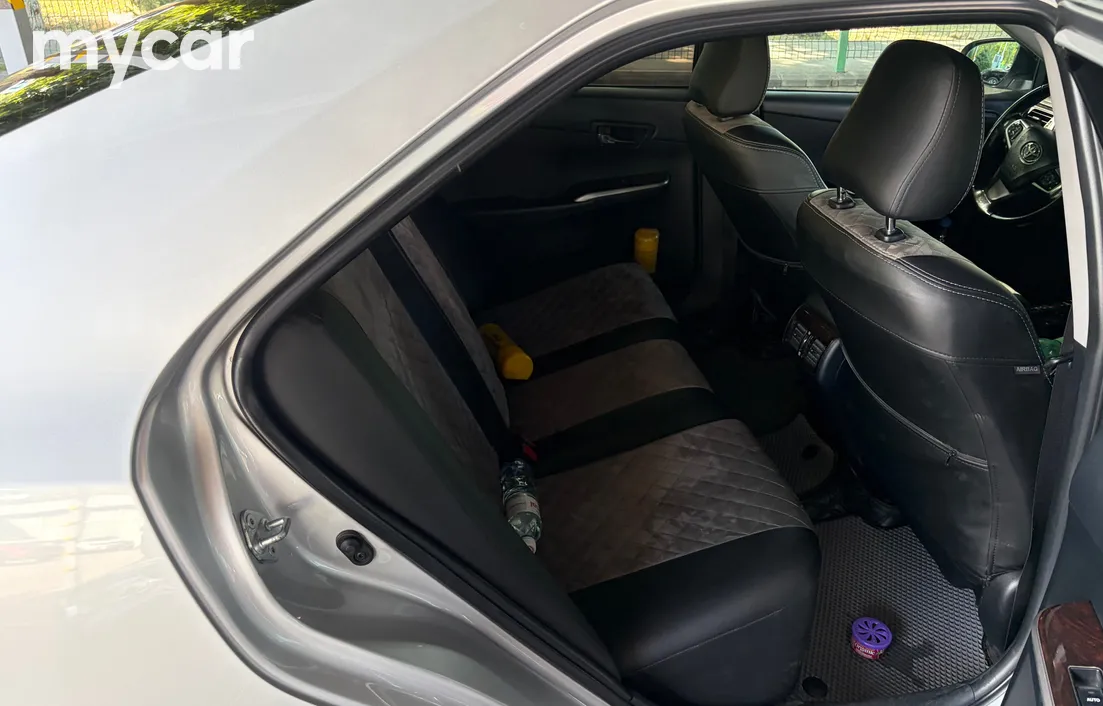Toyota Camry 2015