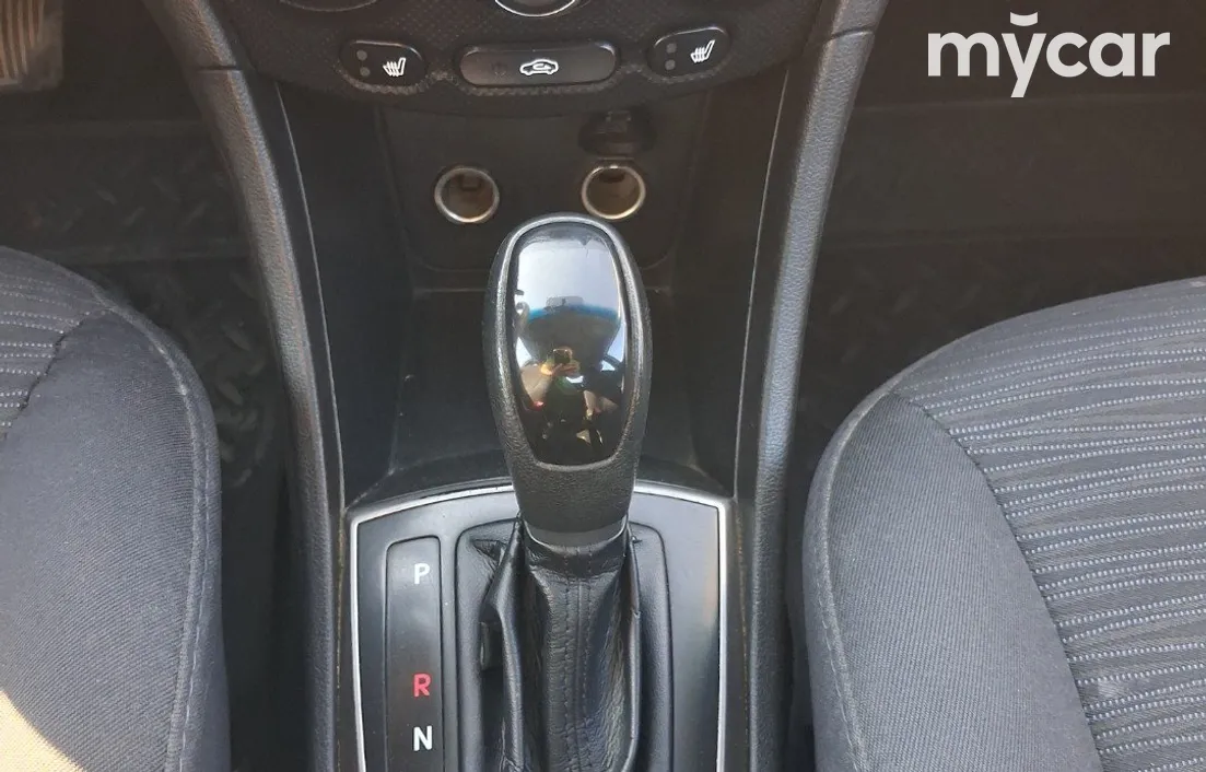 Hyundai Accent 2015