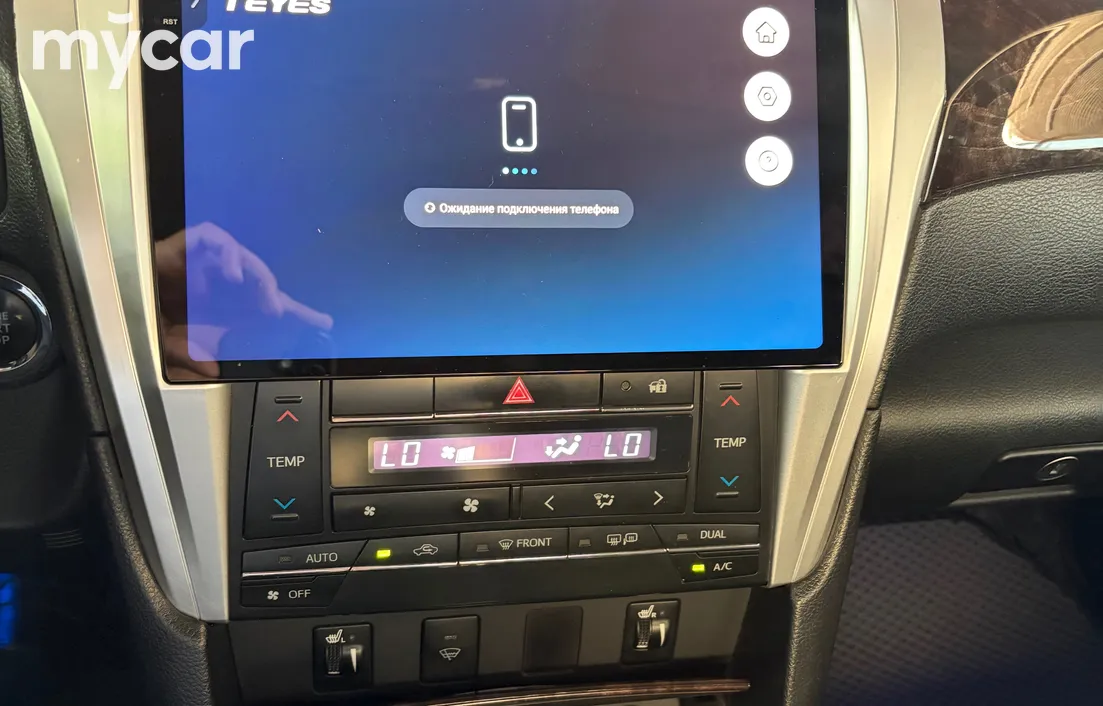 Toyota Camry 2015