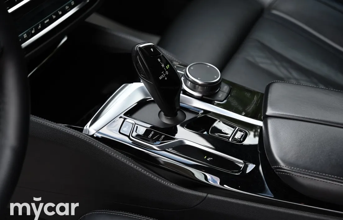 BMW 5 серия 2022