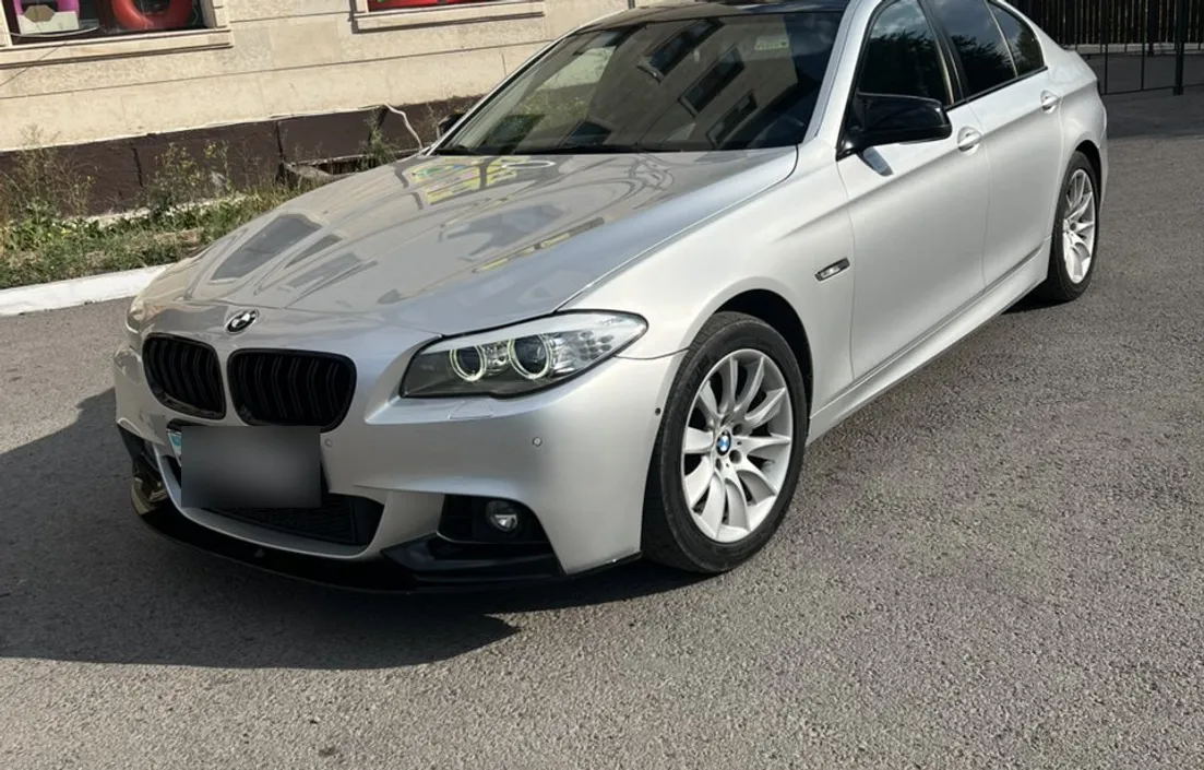 BMW 5 серия 2013