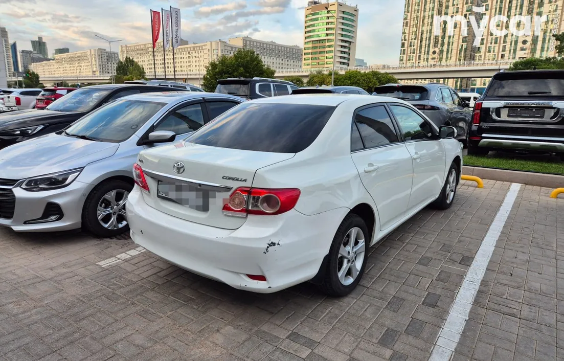 Toyota Corolla 2013