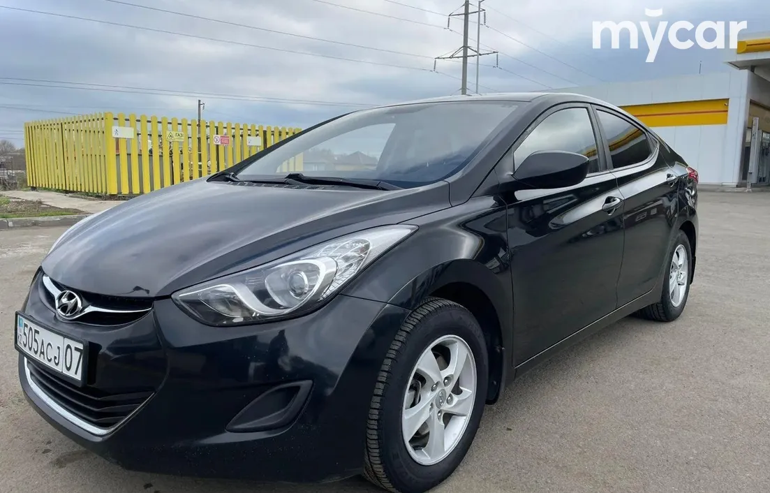 Hyundai Elantra 2013