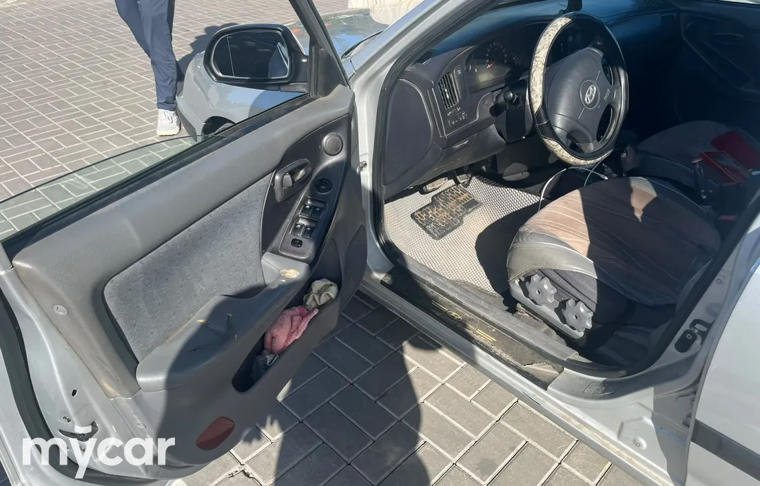 Hyundai Elantra 2004