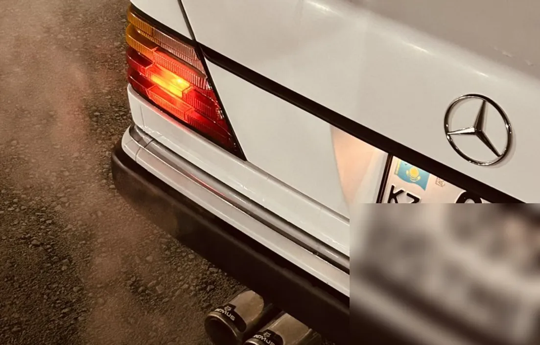 Mercedes-Benz E-Класс 1991