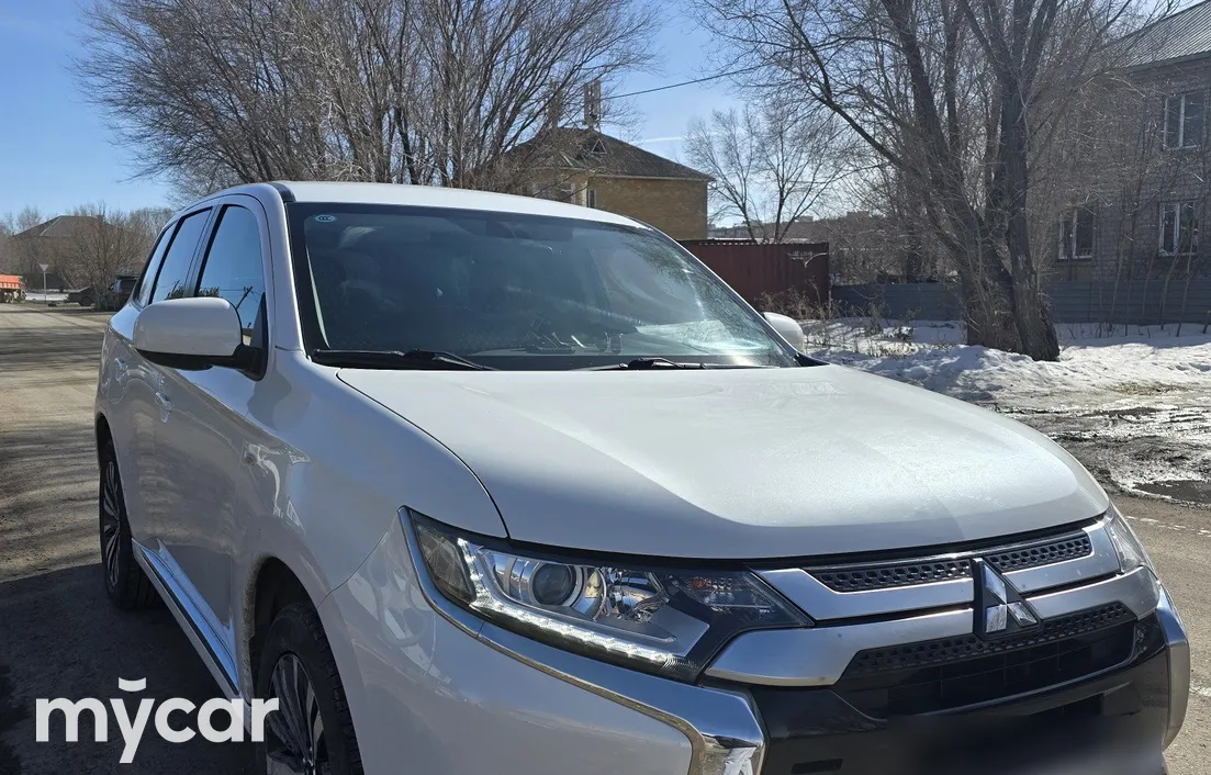 Mitsubishi Outlander 2022