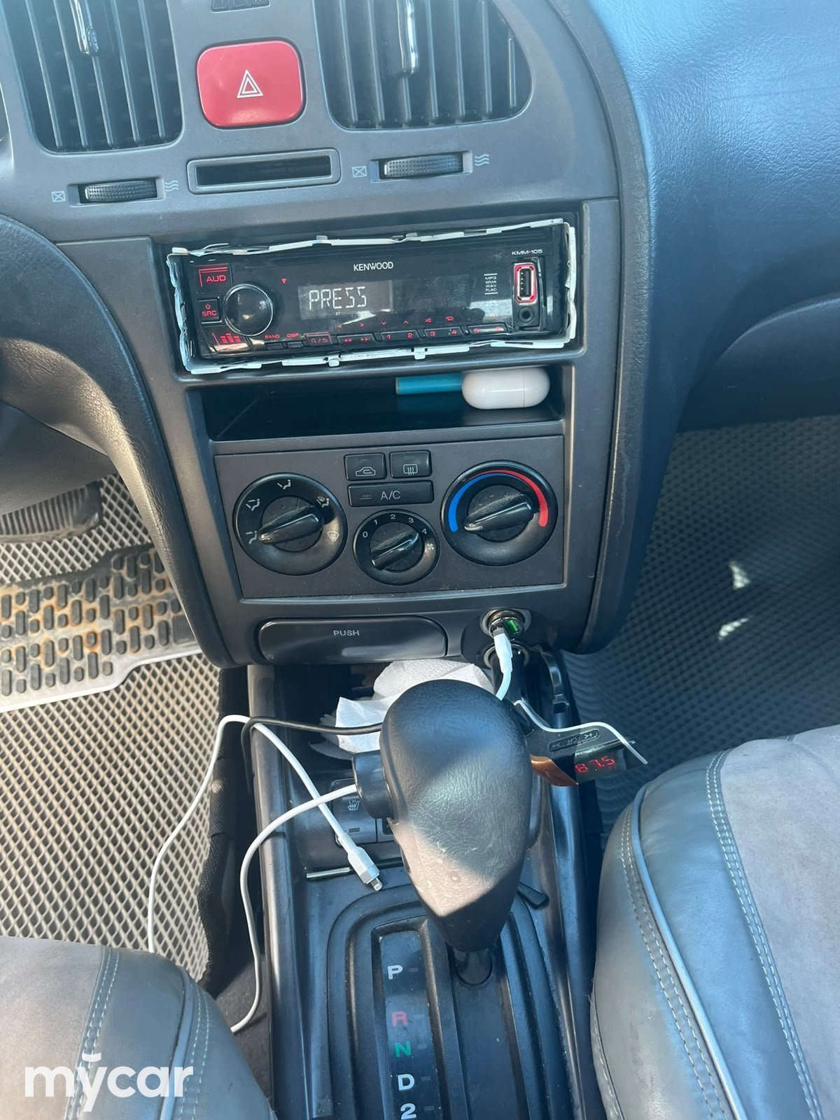 Hyundai Elantra 2004