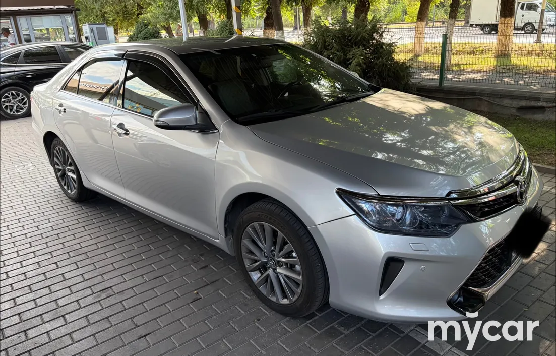 Toyota Camry 2015
