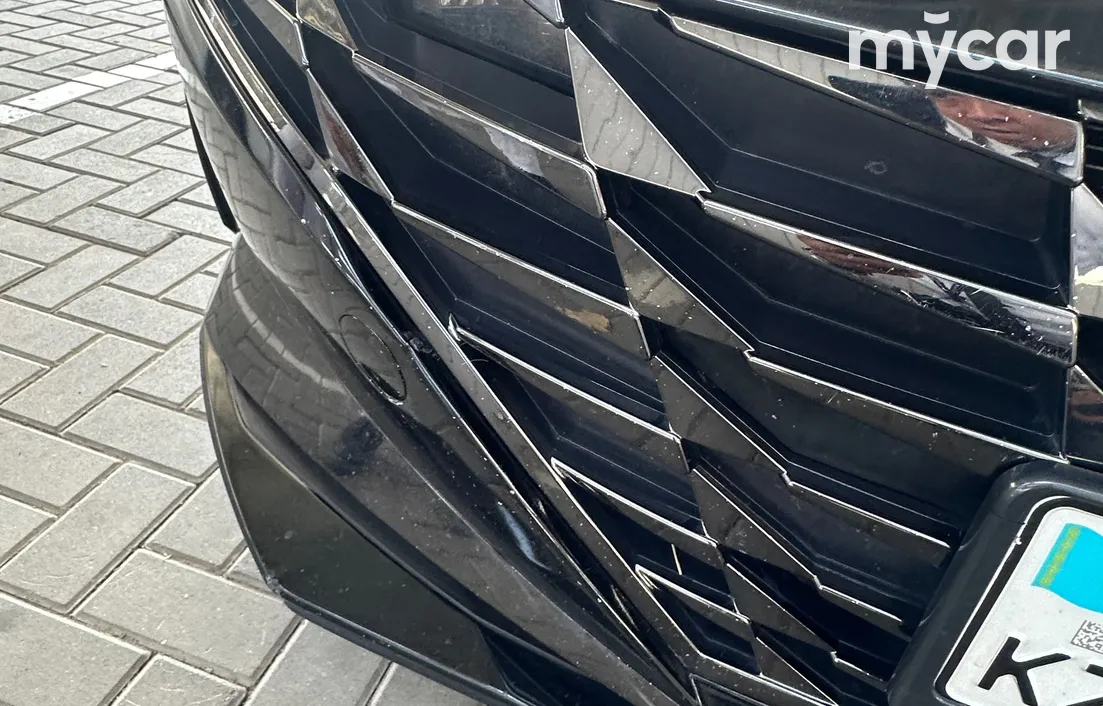 Hyundai Elantra 2023
