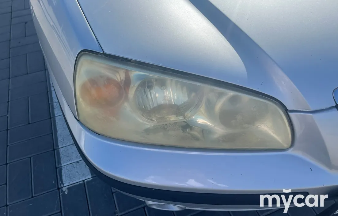 Hyundai Elantra 2004
