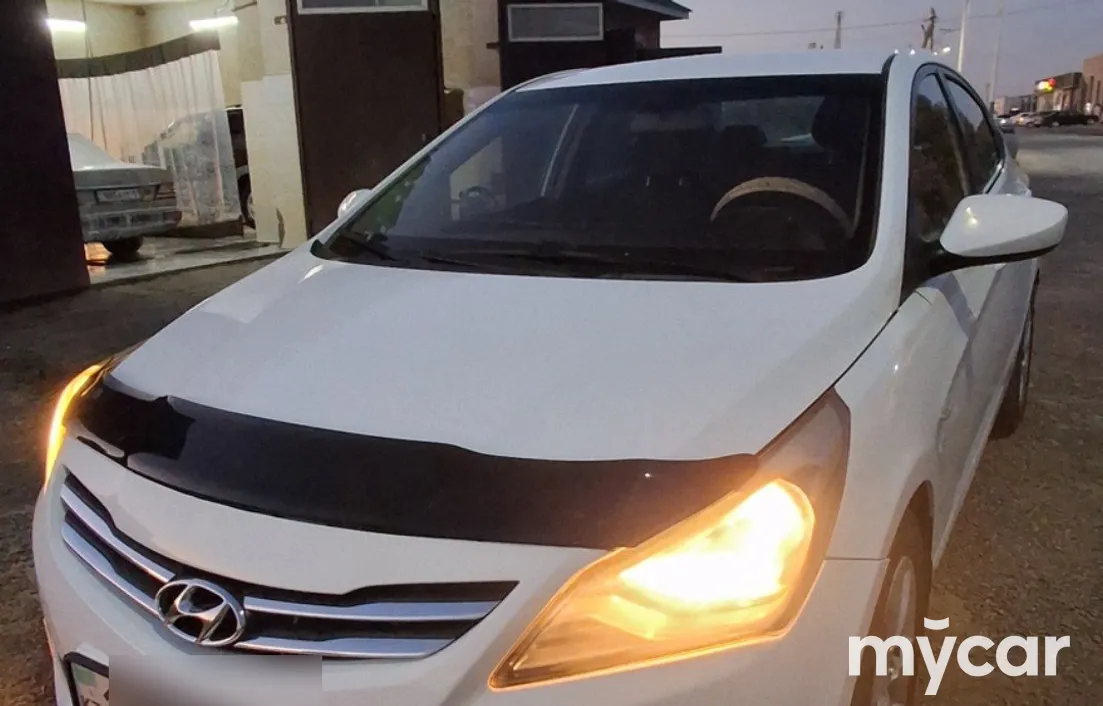 Hyundai Accent 2015