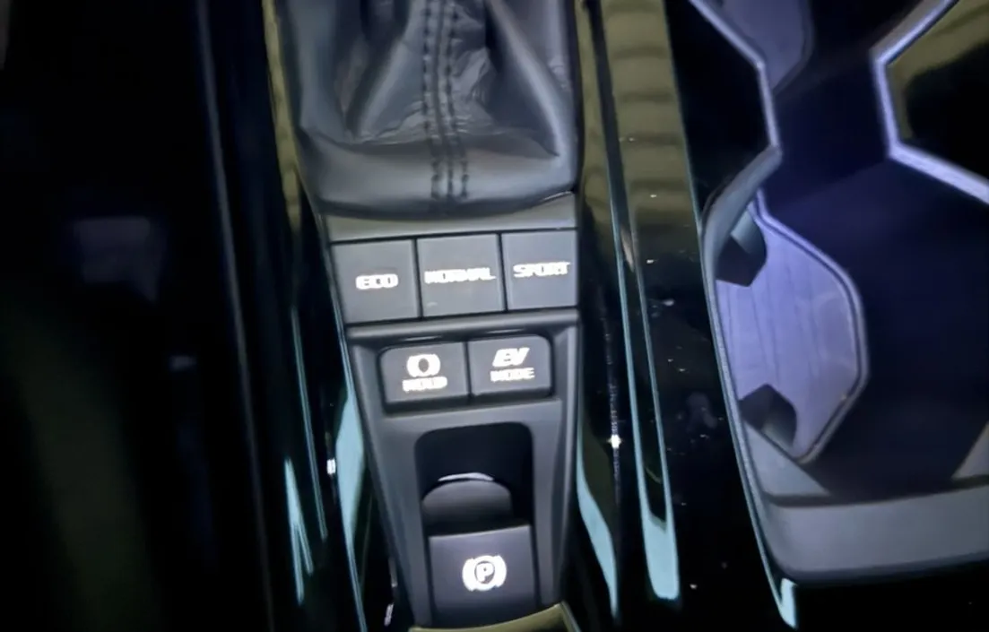 Toyota Camry 2025
