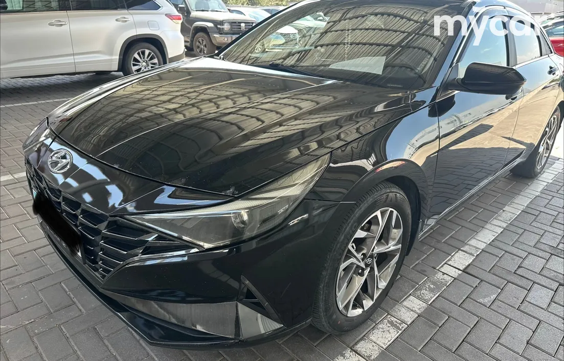Hyundai Elantra 2023