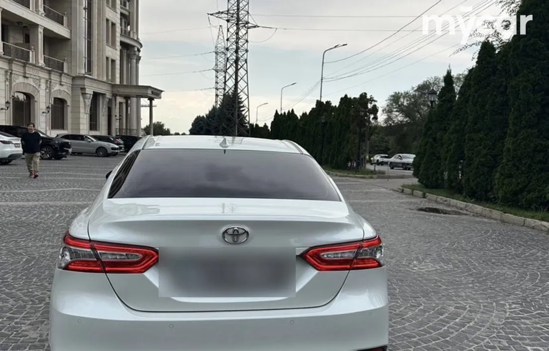 Toyota Camry 2022