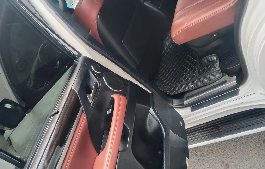 Lexus LX 2021