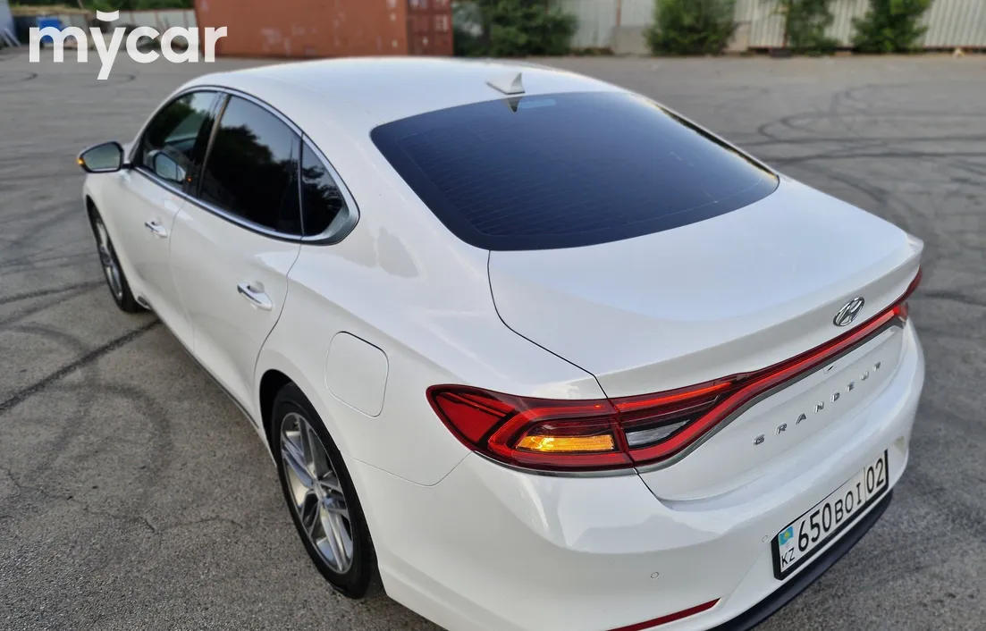 Hyundai Grandeur 2019