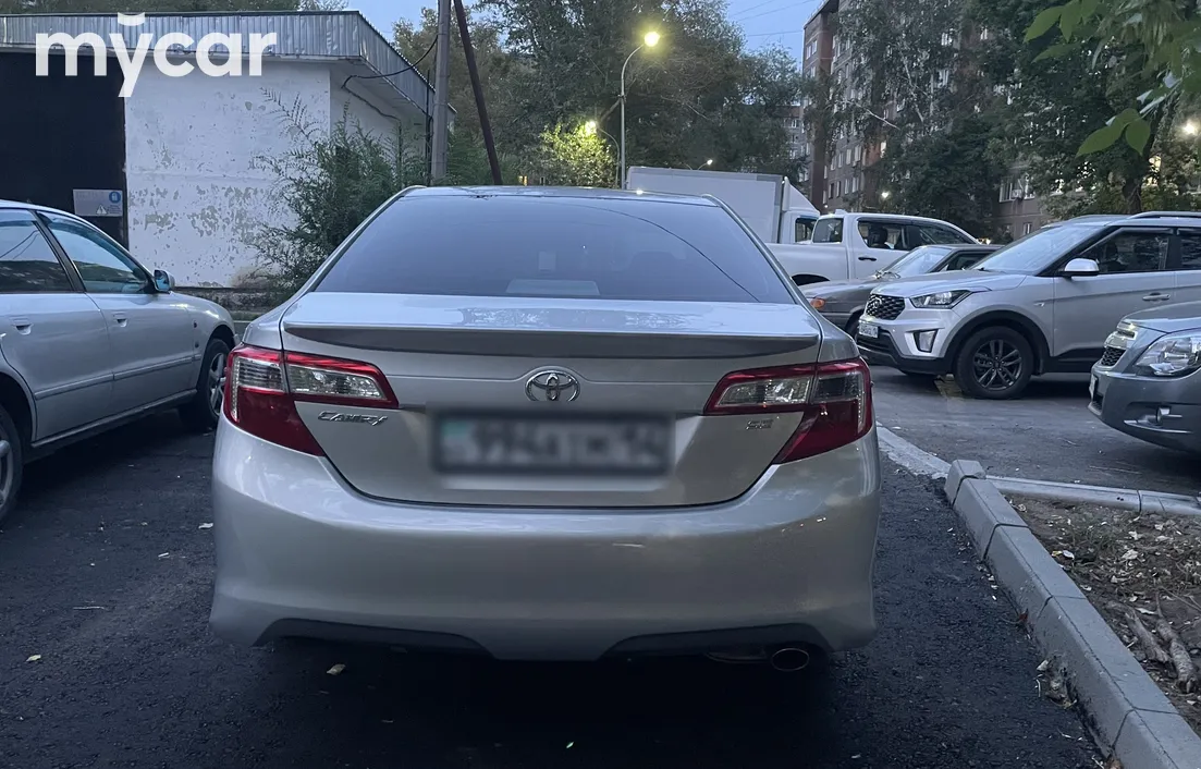 Toyota Camry 2014