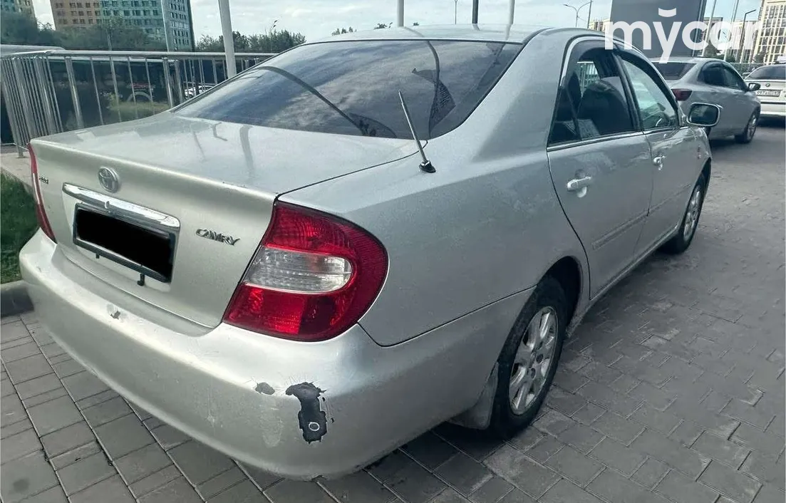 Toyota Camry 2004
